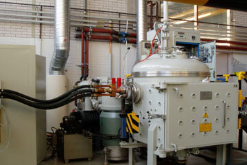 Vacuum induction suspension melting furnace